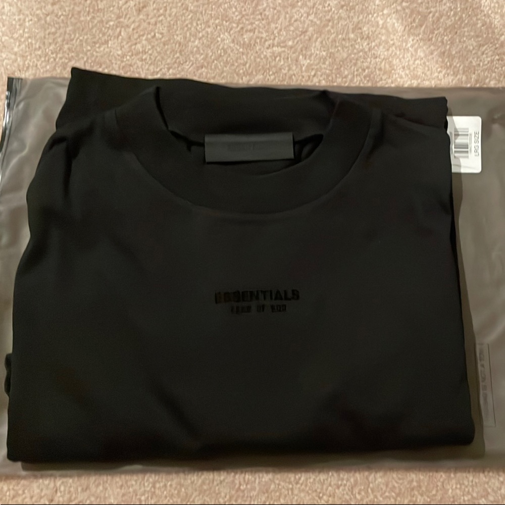 Fear of God Essentials Black T-Shirt